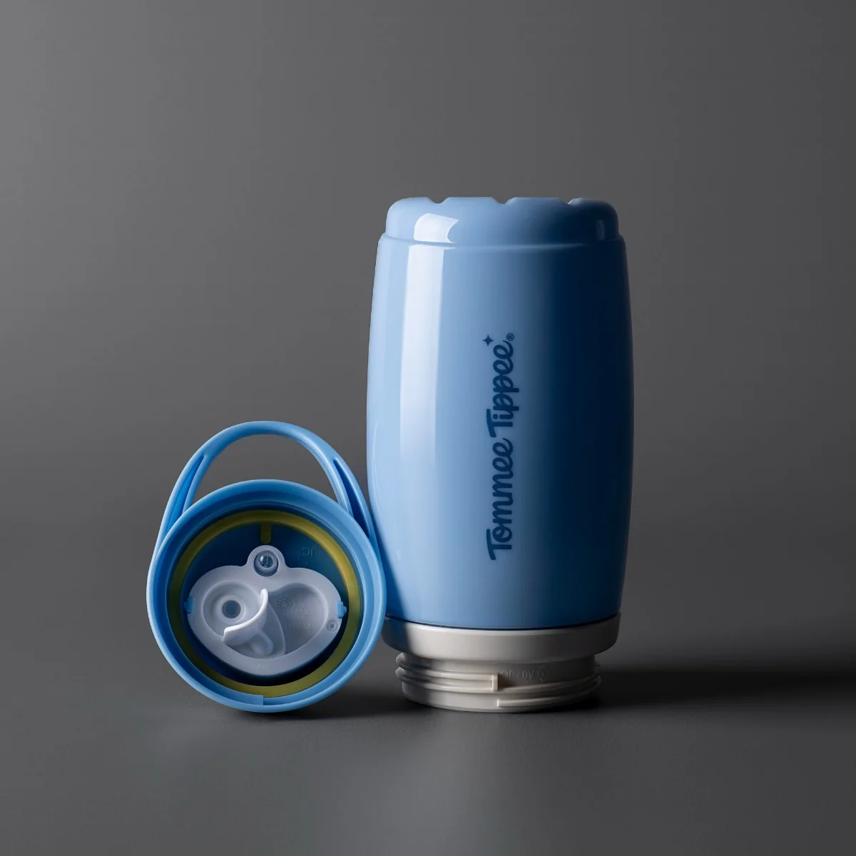 Tommee Tippee Active Netekoucí hrneček s hubičkou 12m+ 266 ml 1 ks více barev