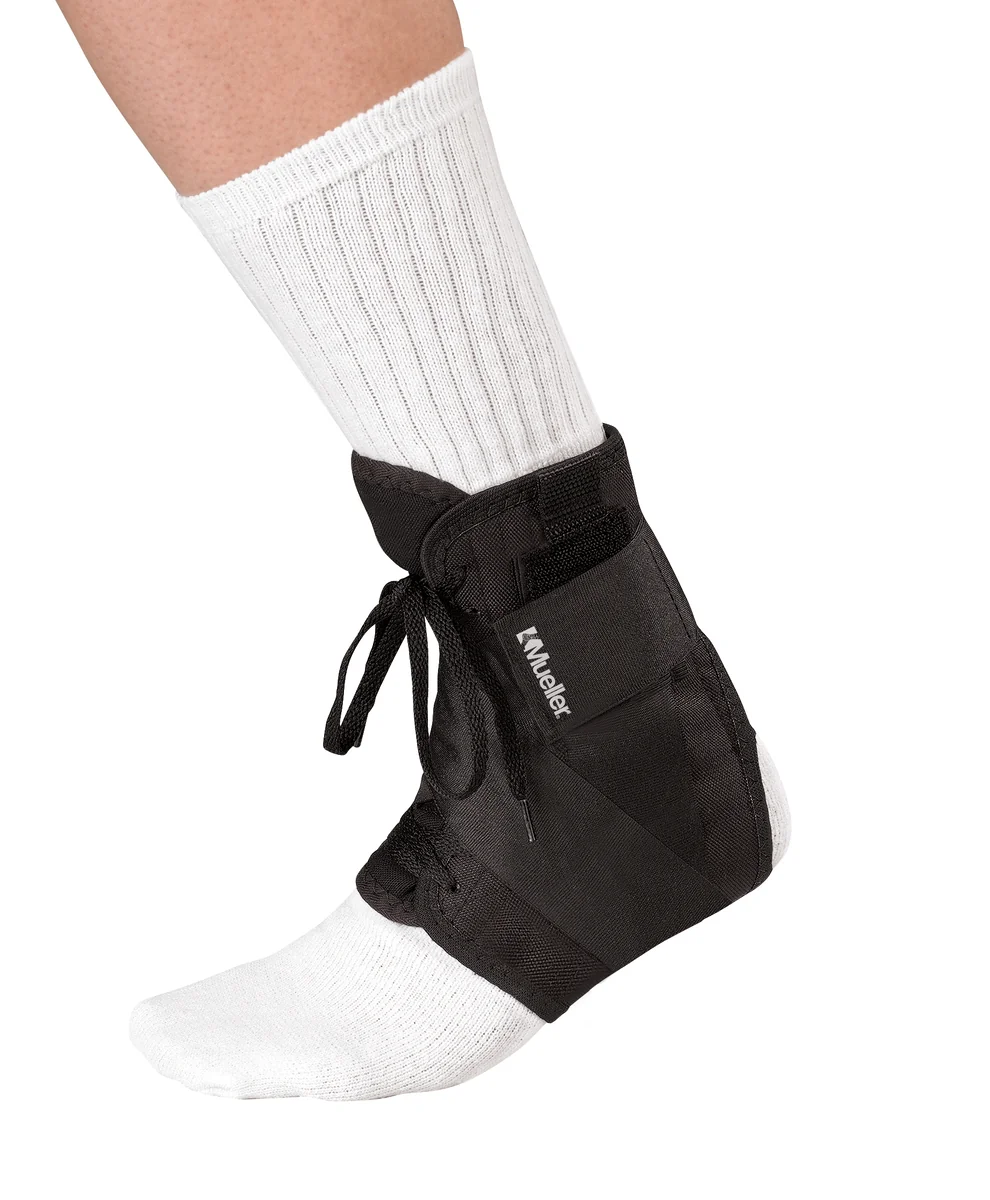 Mueller Soft Ankle Brace w/Straps, ortéza na kotník, černá M