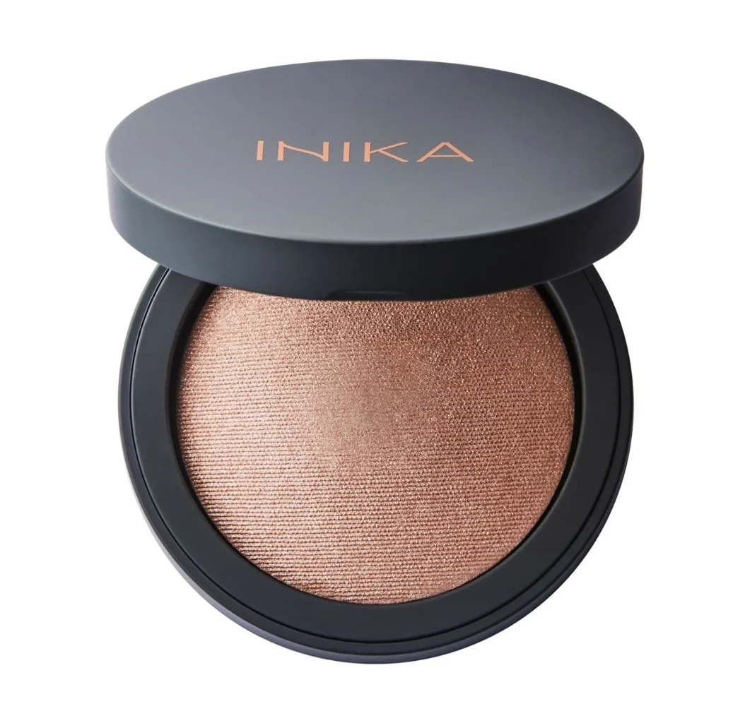 Inika Organic Přírodní zapečený minerální rozjasňovač Starlight 8 g