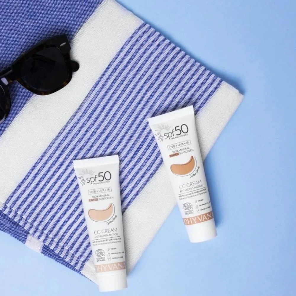 Dhyvana Přírodní minerální tónovací krém SPF50 Amber Honey 50 ml