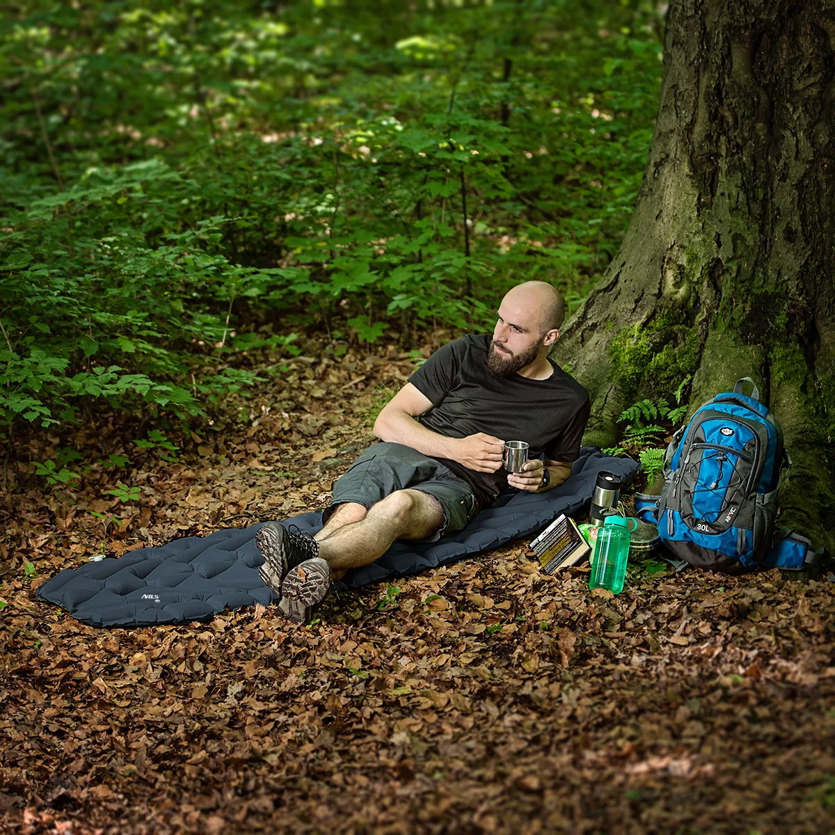 Nils Turistická karimatka NC4005 tm.šedá