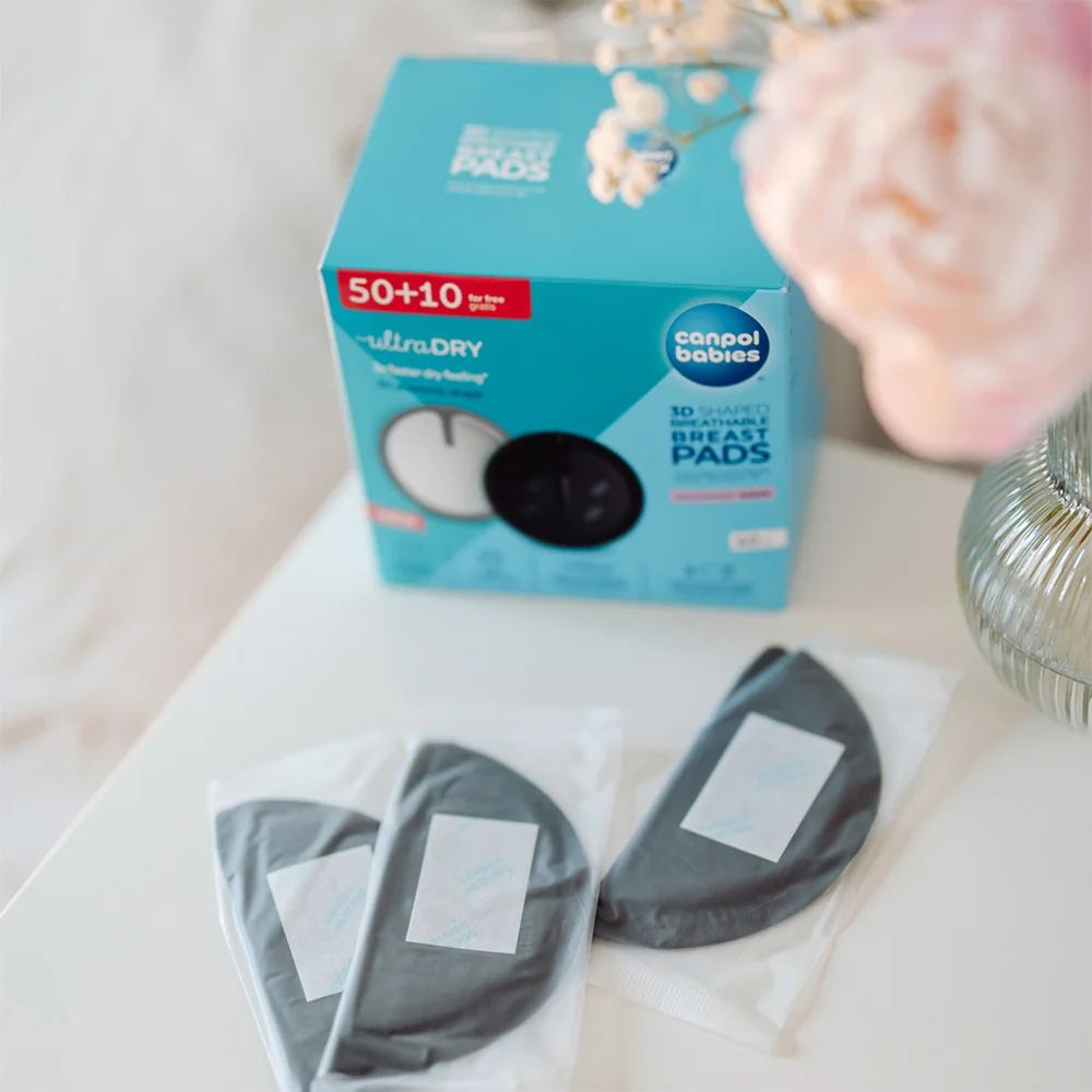 Canpol babies Tvarované prodyšné vložky do podprsenky 3D 50+10 ks černé
