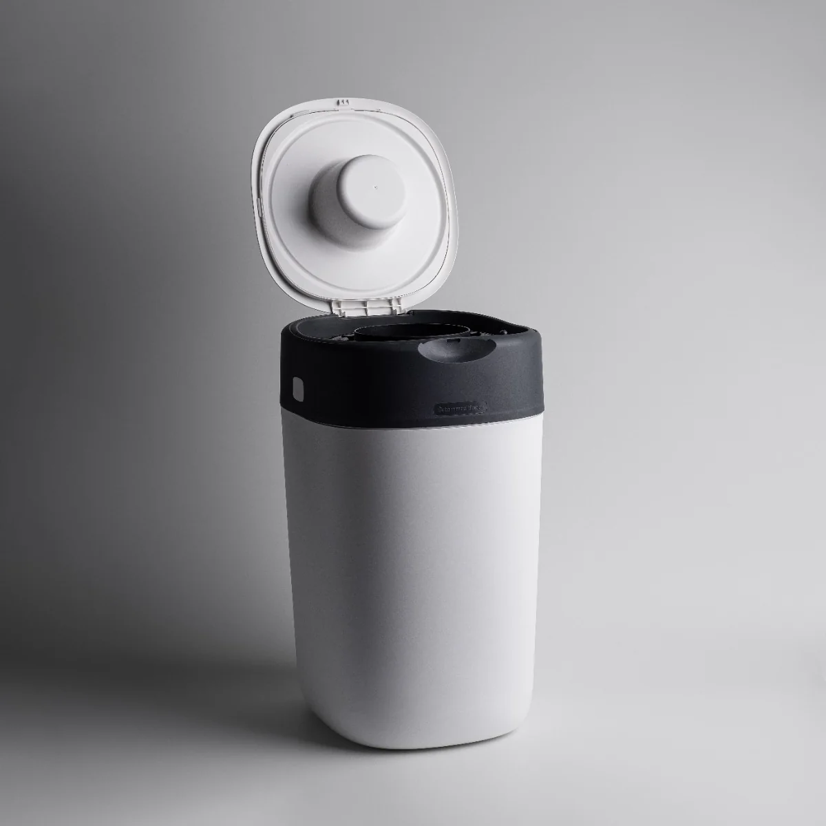 Tommee Tippee Koš na pleny Twist&Click 1 ks bílý