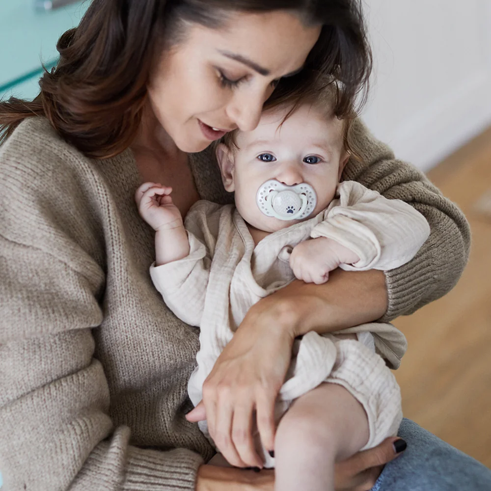 LOVI Dudlík silikonový dynamický svítící 0–6m 2 ks Buddy bear