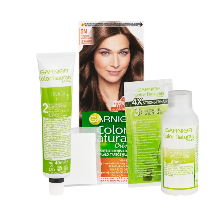 Garnier Color Naturals Permanentní barva na vlasy 5N přirozená světle hnědá