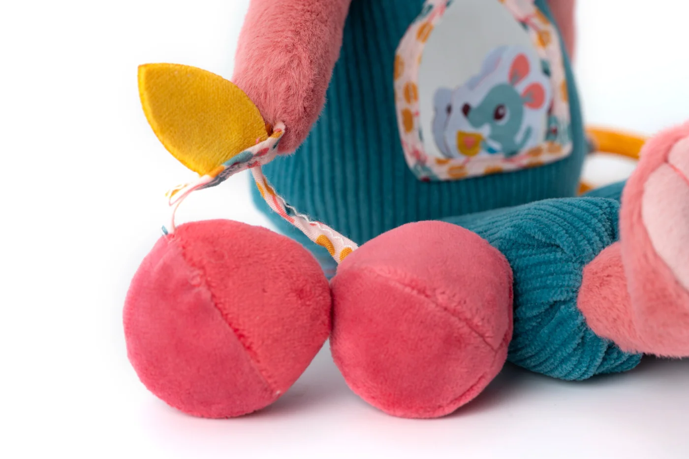Lilliputiens textilní hračka s aktivitami - kočička Jeanne