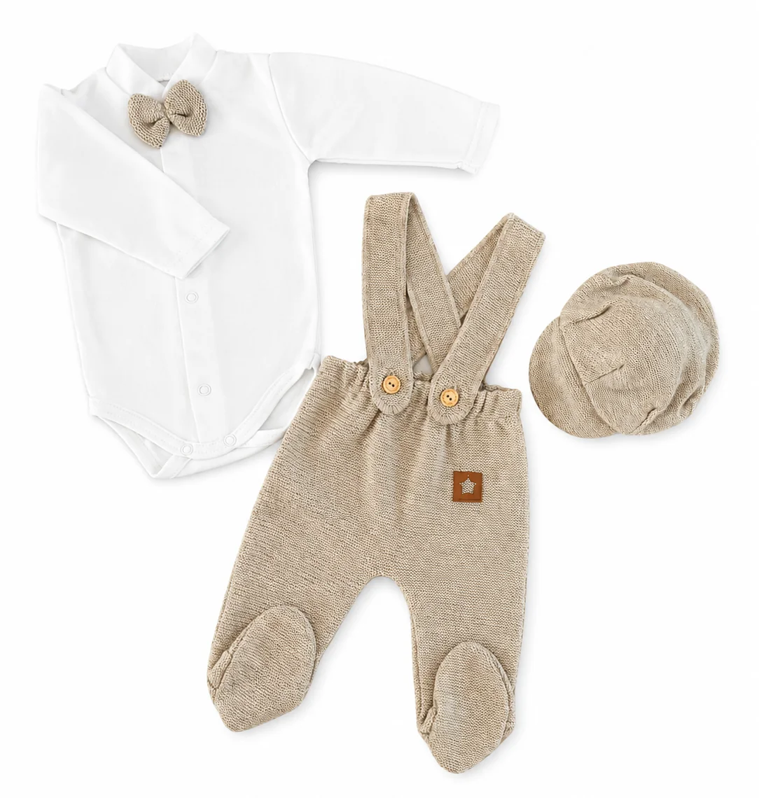 Baby Nellys Pletená souprava Gentleman 3D, body, polodupačky s láclem, čepička, béžová, 56