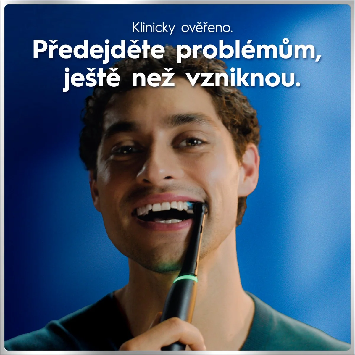 Oral-B iO Series 6 elektrický zubní kartáček Black Onyx