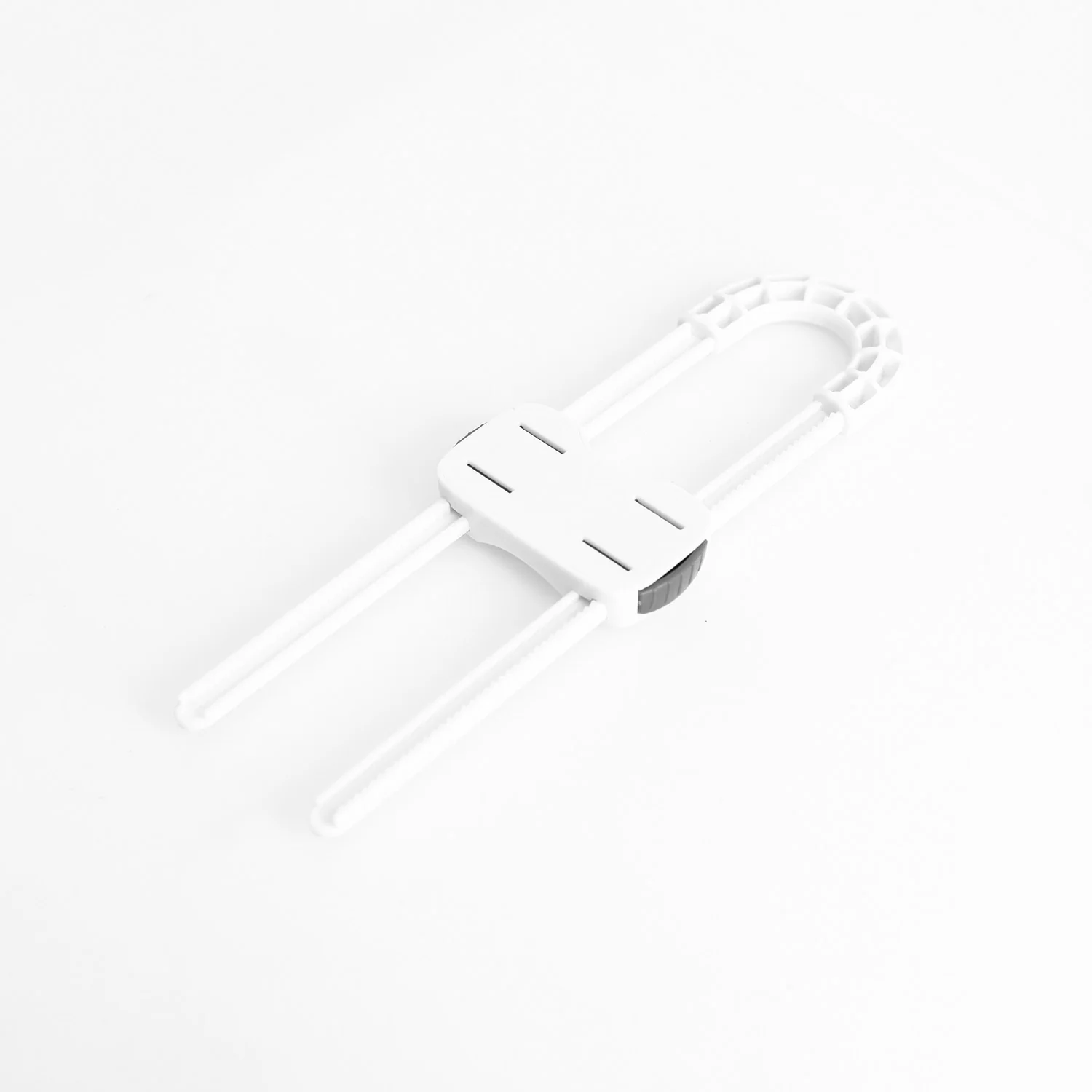Zopa Zámek na úchyty skříněk 2ks, white