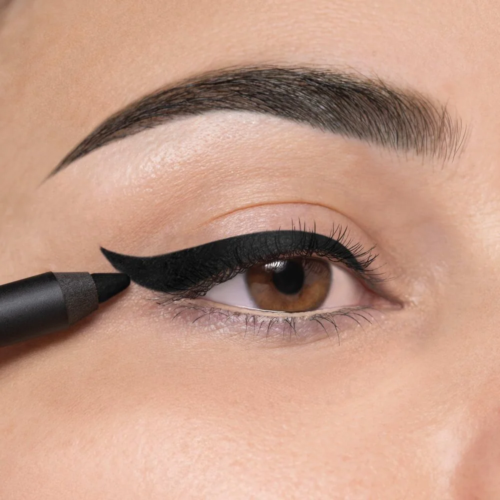 ARTDECO Soft Eye Liner Waterproof odstín 10 black voděodolná tužka na oči 1,2 g