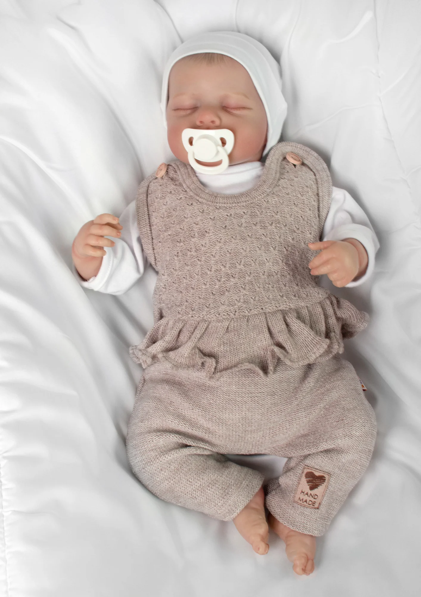 Baby Nellys Pletené láclové kalhoty Girl s volánkem, béžové,56