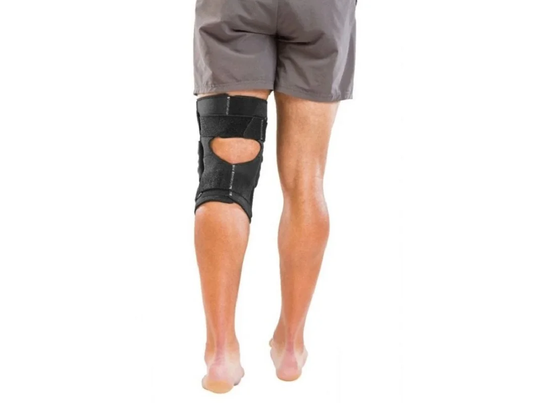 Mueller Hinged Wraparound Knee, ortéza na koleno, S/M