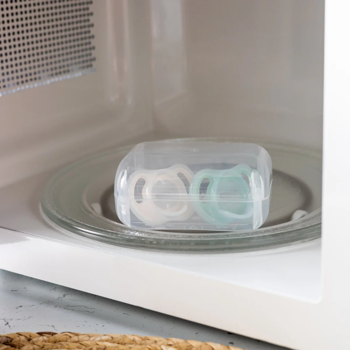 Tommee Tippee Šidítko silikon Ultra-light 0-6m 2 ks