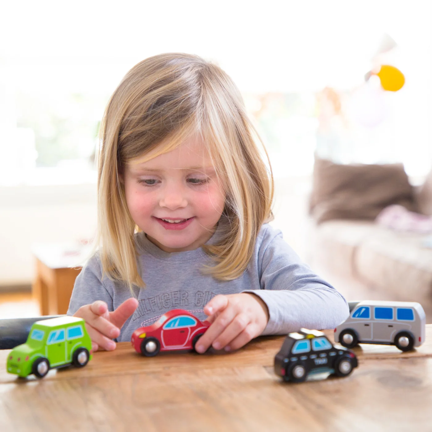 New Classic Toys Sada dřevěných mini autíček - 4 ks