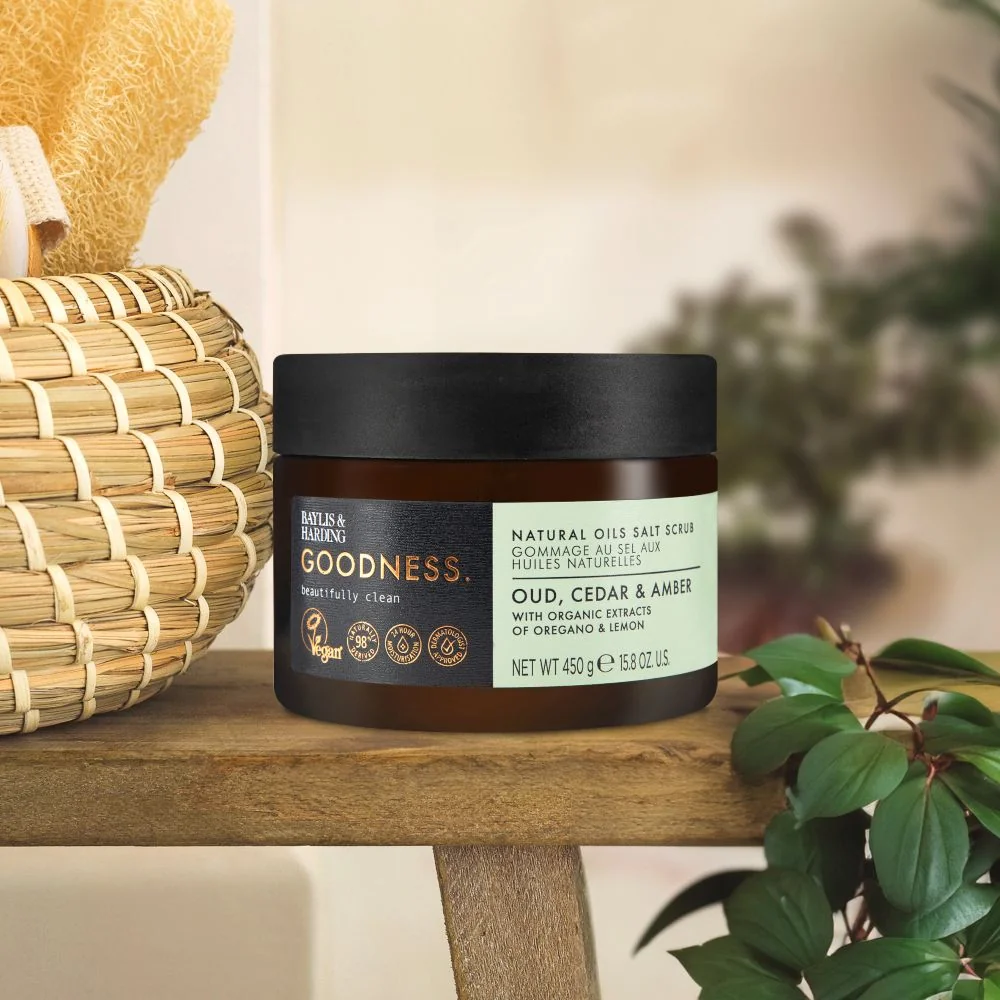 Baylis & Harding Tělový peeling Oud, Cedr & Ambra 450 g