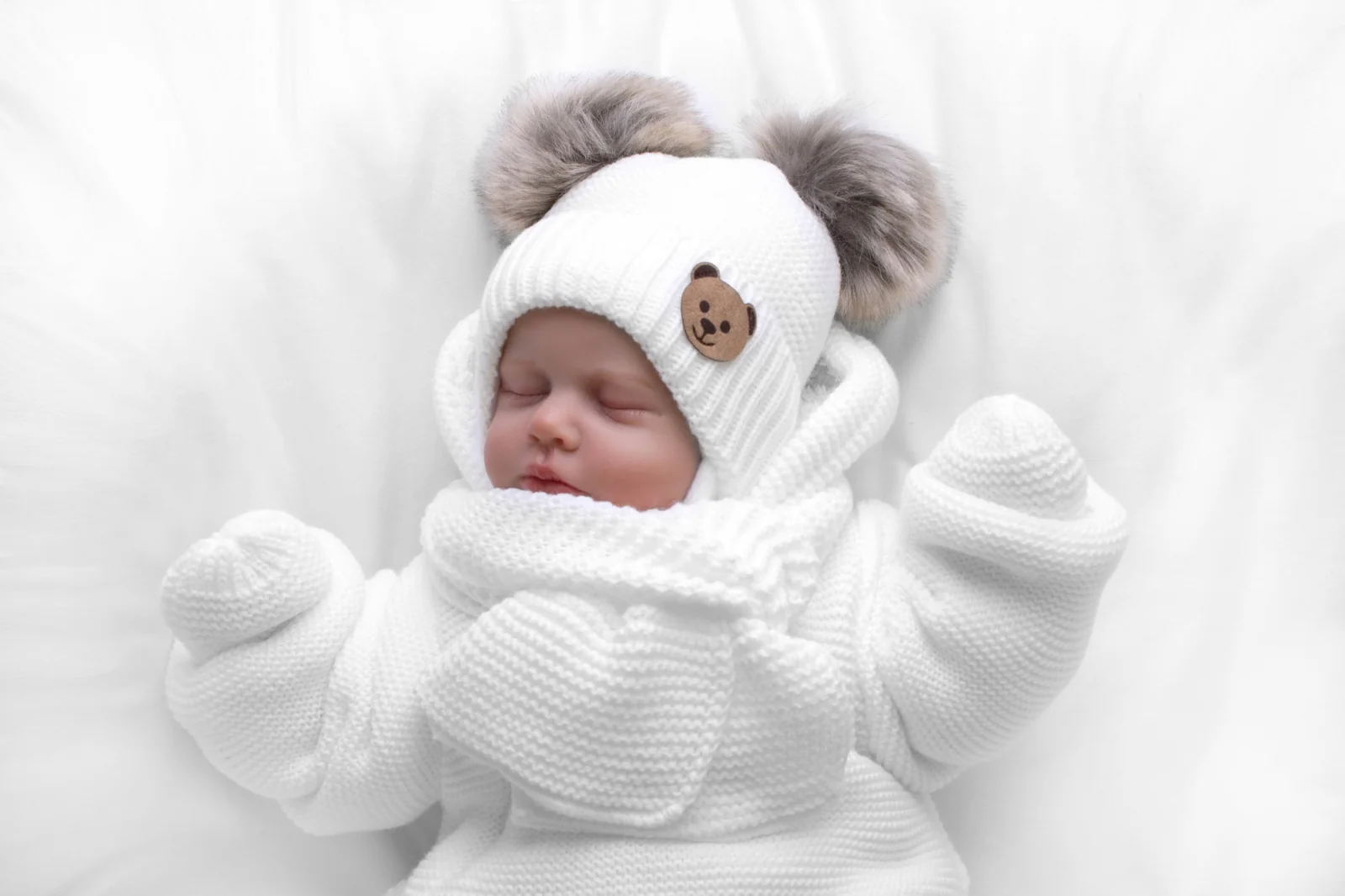 Baby Nellys Dětská sada, zimní čepice s šálou + rukavičky 3D, Teddy Bear - bílá