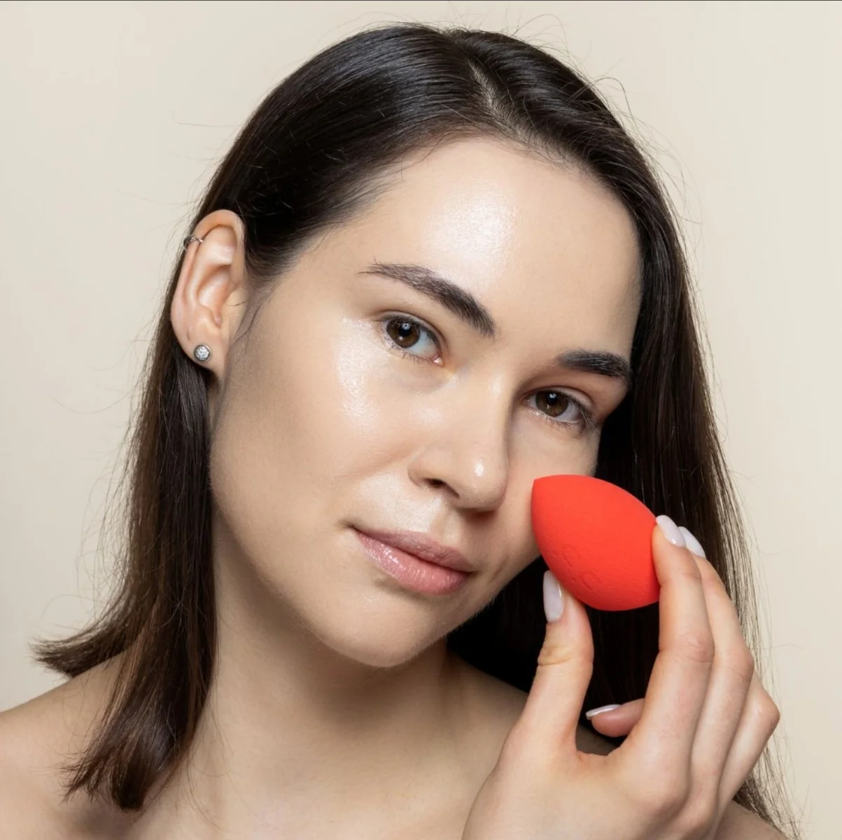 Uoga Uoga Houbička na make-up na nanášení krémových produktů 1 ks