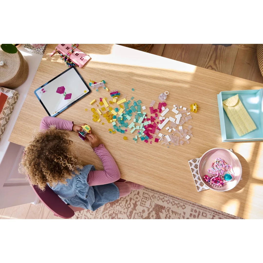 LEGO® Classic 11040 Kouzelná průhledná krabička