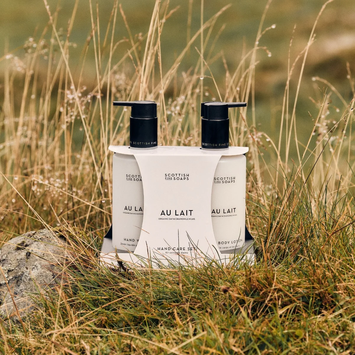 Scottish Fine Soaps Au Lait Sada péče o ruce 2 ks