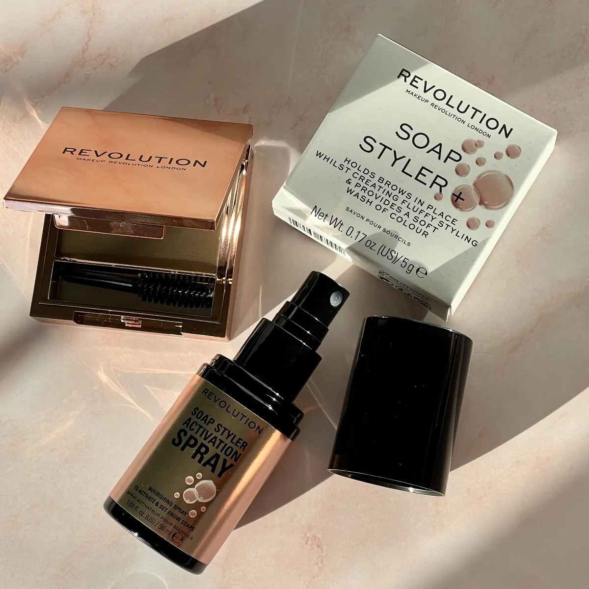Makeup Revolution Soap Styler Activation sprej na obočí 50 ml