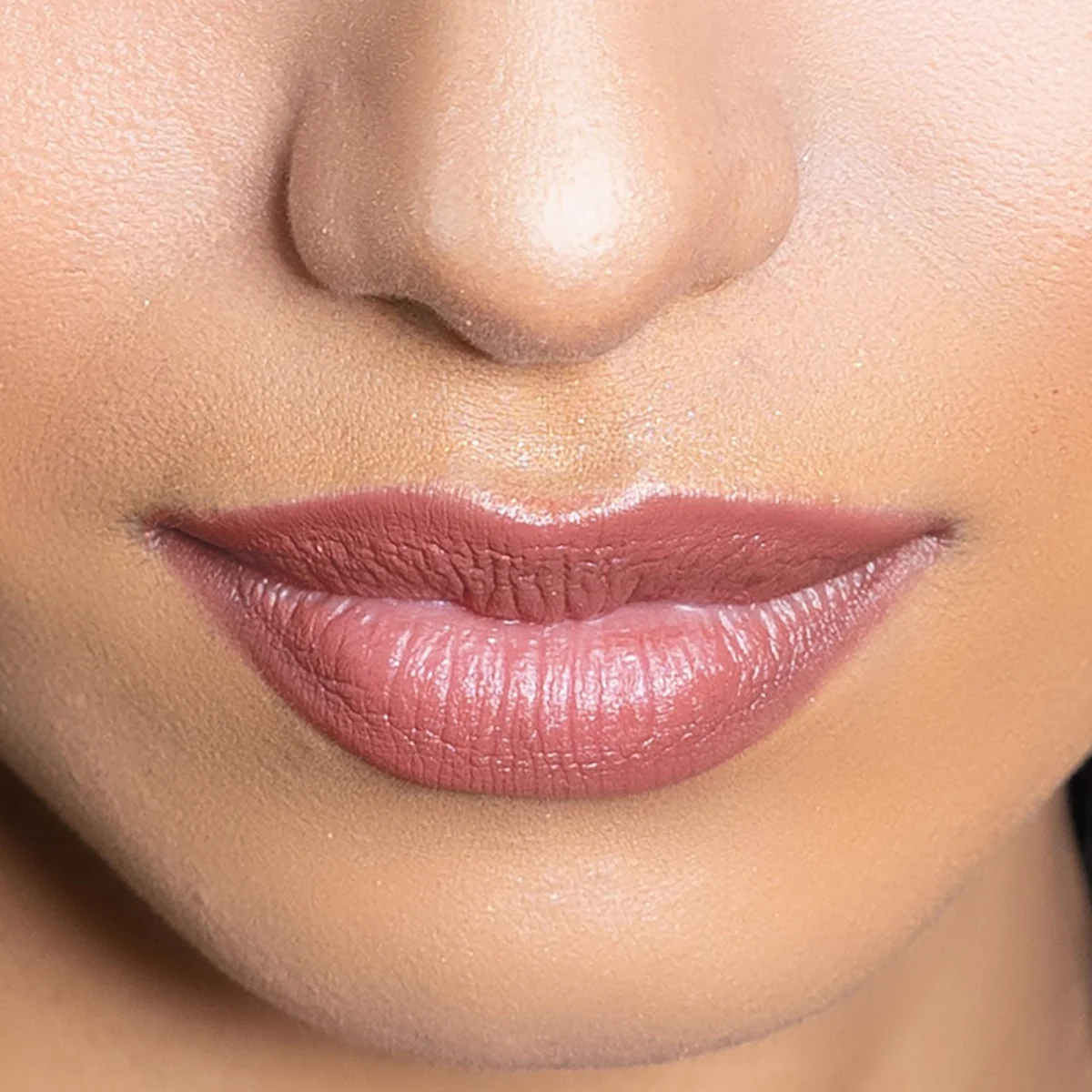 Couleur Caramel BIO 234 Rosewood saténová rtěnka 3,5 g