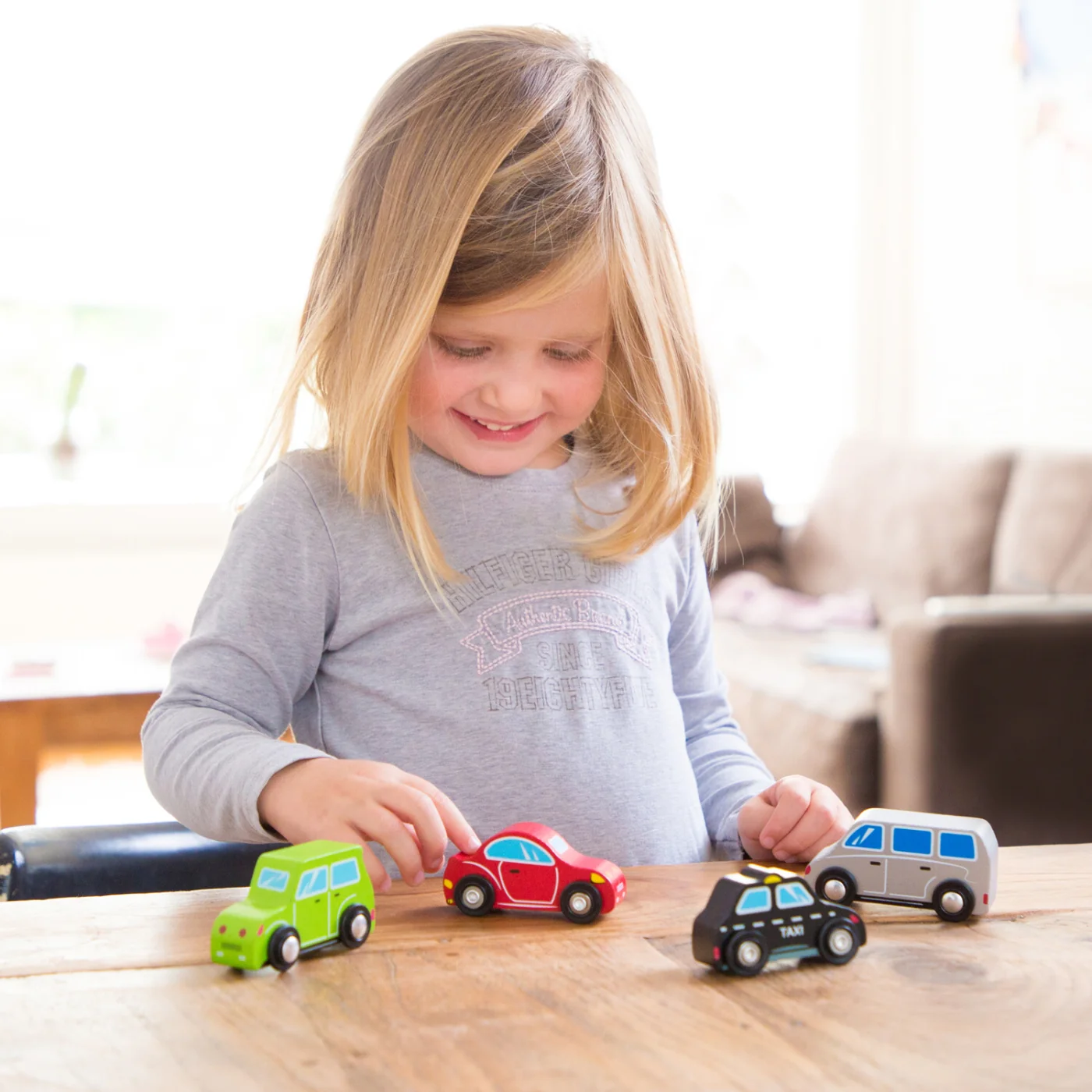 New Classic Toys Sada dřevěných mini autíček - 4 ks