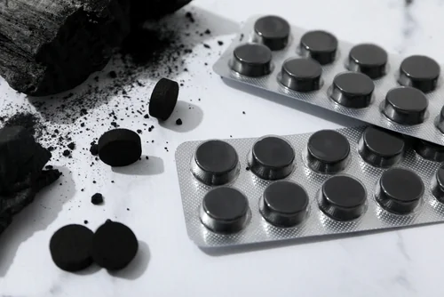 Dr. Max CarboMax 250 mg snižuje nadměrnou střevní plynatost. Dr. Max CarboMax 250 mg snižuje nadměrnou střevní plynatost.