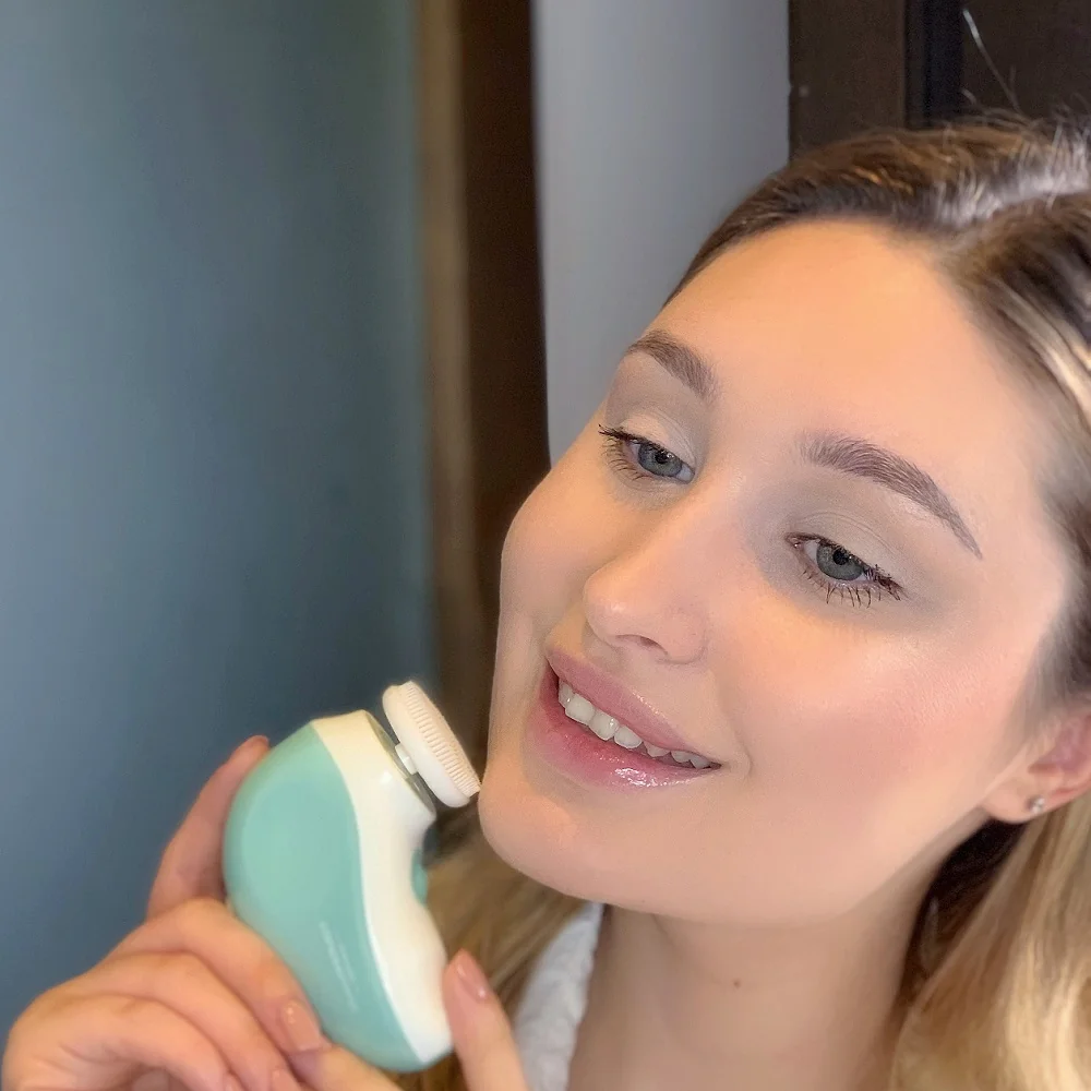 TOUCHBeauty 1387A Čisticí kartáč na pleť 3v1 zelený