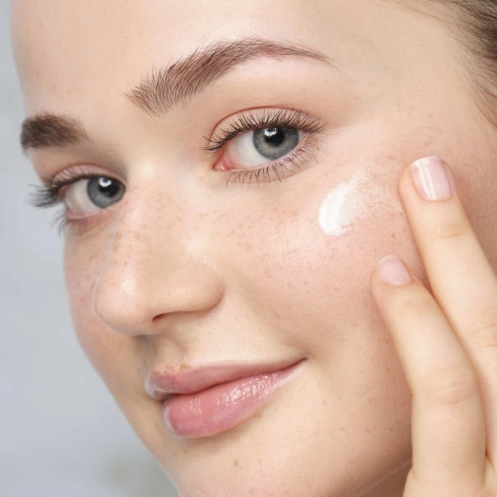 ARTDECO Skin Yoga Hyaluronic Intensive Serum pleťové sérum 30 ml