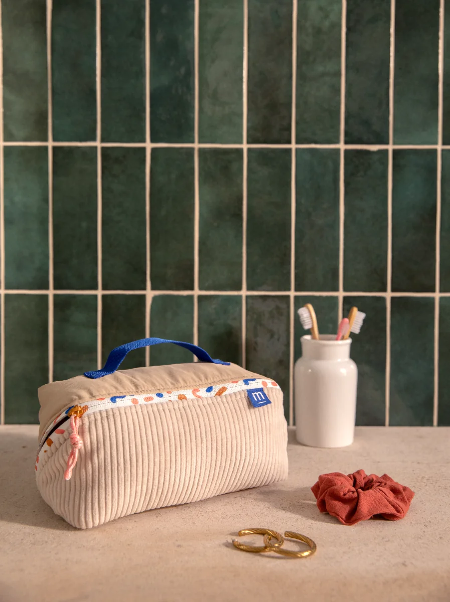 Mustela Newborn kosmetická taštička s produkty péče o miminko