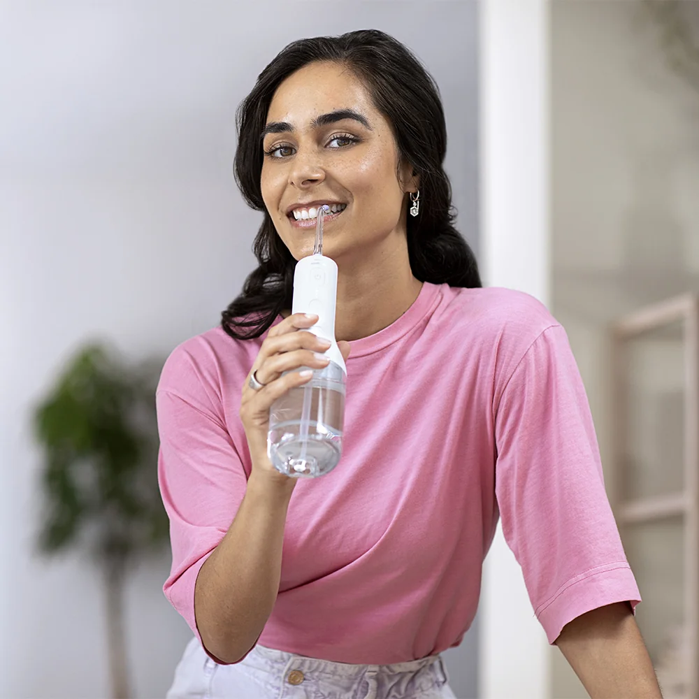 Philips Sonicare 9000 DiamondClean + PowerFlosser HX3886/41 sonický zubní kartáček + ústní sprcha 2 ks white
