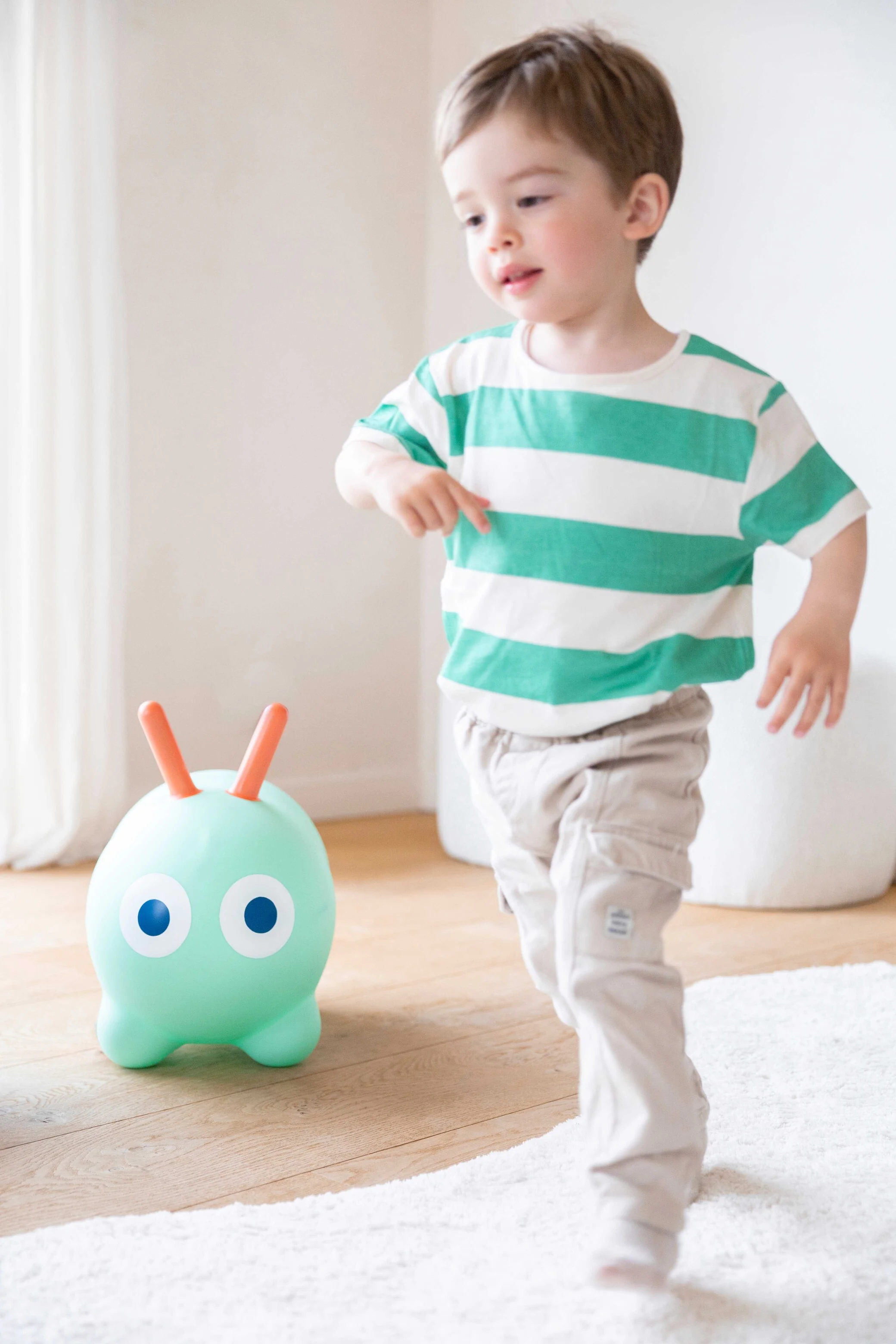 Quut Skákací kamarád - Minty green