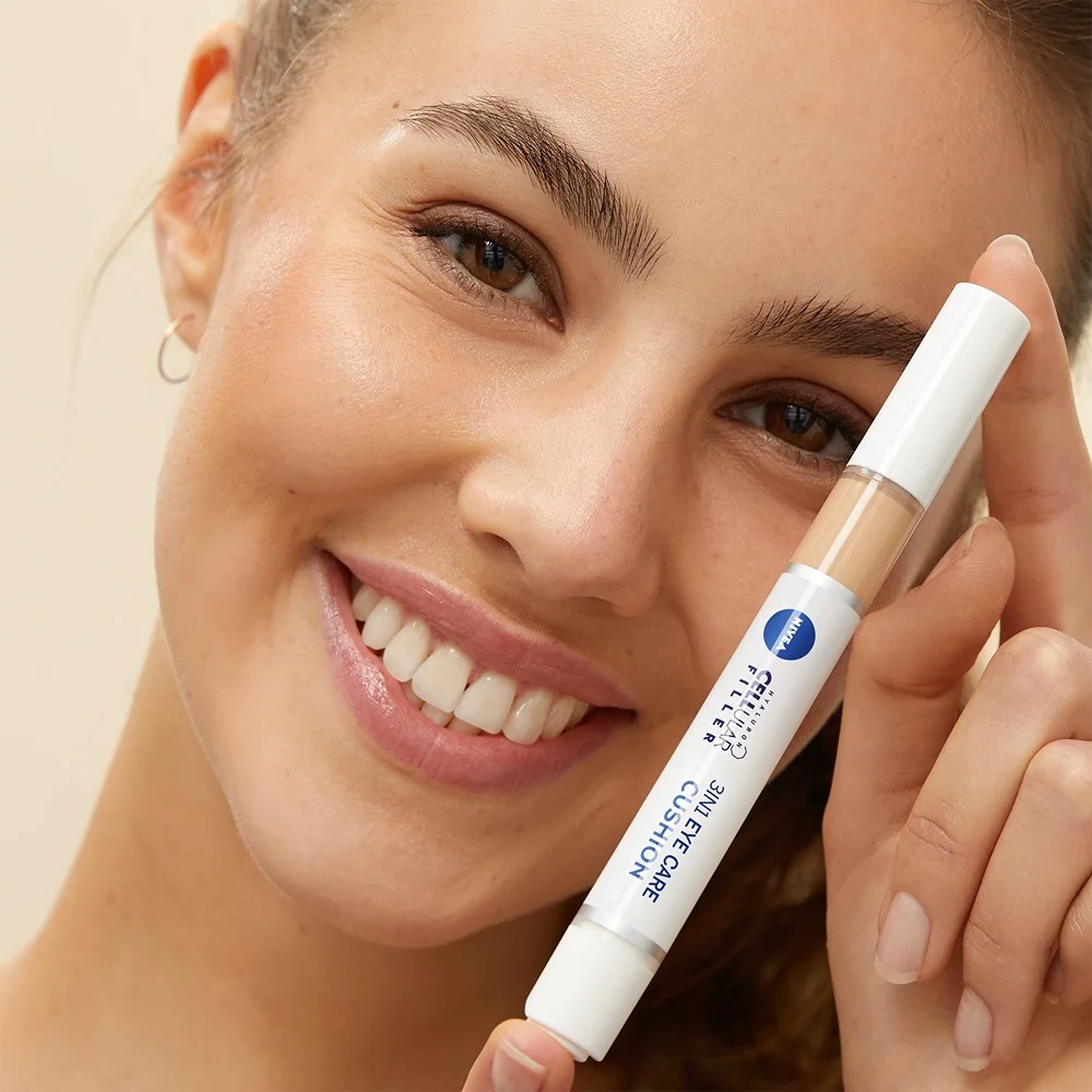 Nivea Cellular Filler 01 light tónovací oční krém 4 ml