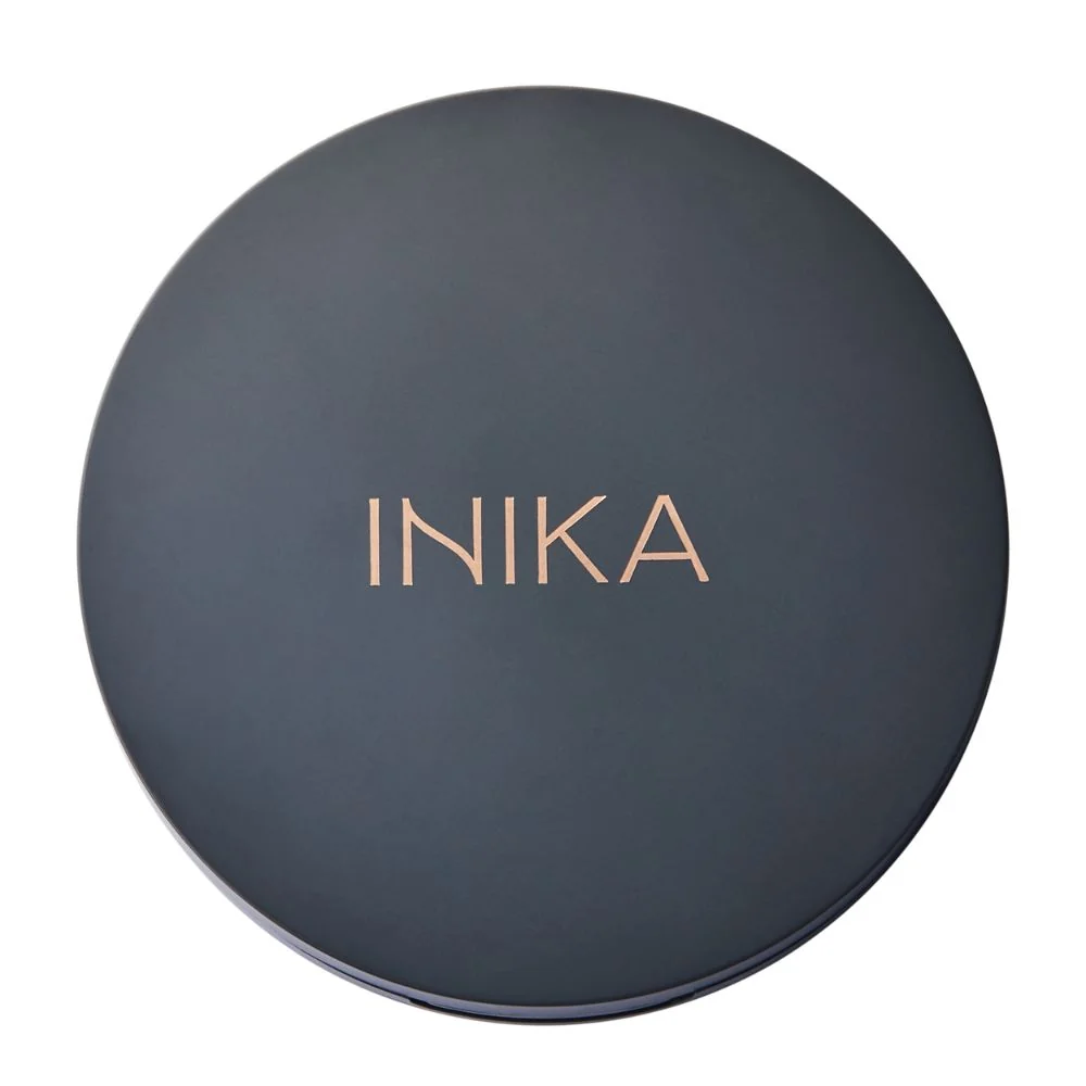 Inika Organic Přírodní zapečené konturovací duo Almond 5 g