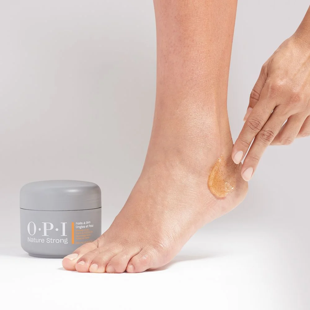 OPI Nature Strong Smooth It Out Hand & Foot peeling na ruce a nohy 250 ml