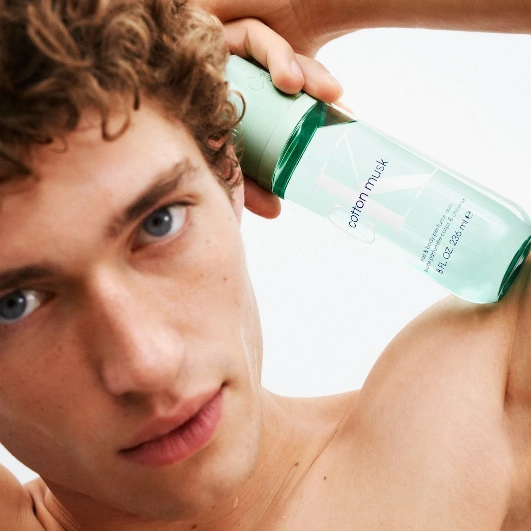 Calvin Klein Body Mist Cotton Musk parfémovaná mlha 100 ml