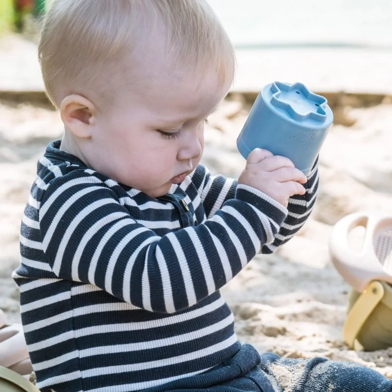 DANTOY tiny Bio stohovací kalíšky 7ks 10m+