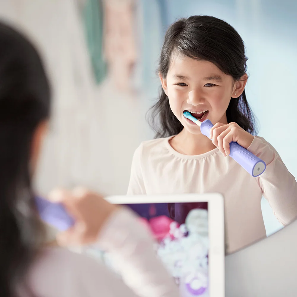 Philips Sonicare for Kids HX6322/12 dětský sonický zubní kartáček fialový