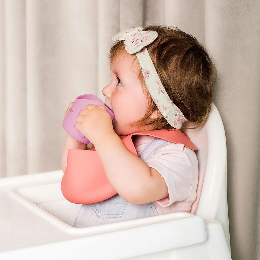 Babyono Tréninkový hrneček s oušky Flow - růžový